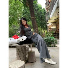 批发v领长袖T恤秋内搭修身套头打新款<b class='q'>百搭</b>时尚显瘦气质简约