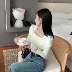 批发氛围感气质灰色t恤女衫早<b class='q'>秋</b>新款女装修身显瘦长袖上百搭