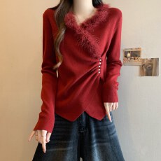 批发实拍新年红法式V领<b class='q'>毛衣</b>打底衫秋冬女胖MM收腰显瘦高级感内搭上衣