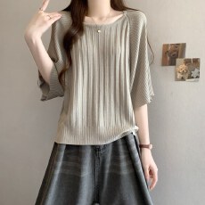 批发实拍<b class='q'>大码</b>蝙蝠袖冰丝T恤女夏季胖MM宽松遮肚子上衣百搭显瘦<b class='q'>打底衫</b>