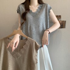 批发实拍大码韩系设计感波浪纹V领短袖针织衫女胖MM宽松百搭背心上衣