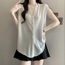 批发实拍大码高级感V领无袖针织背心女夏季胖MM遮肉百搭显瘦开叉上衣