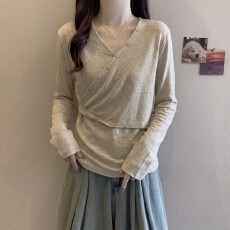 批发实拍大码韩版V领纽扣针织长袖上衣女胖MM扭结褶皱不规则打底衫