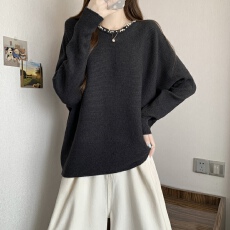 批发实拍~大码秋冬珍珠圆领针织<b class='q'>上衣</b><b class='q'>女</b>胖MM蝙蝠袖宽松遮肚百搭打底衫