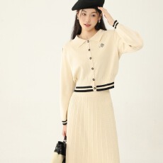 批发学院风减龄少女套装女秋季2025新款撞色刺绣针织开衫半身裙两件套