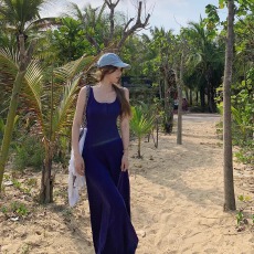 批发美式小众别致设计感无袖气质<b class='q'>背心</b><b class='q'>长裙</b>方领收腰显瘦修身连衣裙女夏