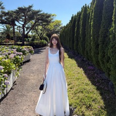 批发韩系白色拼接背心连衣裙女装2026年夏季修身收腰显瘦气质A字裙