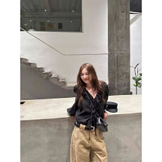 批发实体档口黑色荷叶边<b class='q'>雪纺</b>衬衫法式精致别致气质时尚黑色波点上衣女