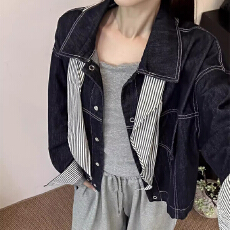 批发实体档口2025年秋<b class='q'>冬</b>新款领结条纹外套宽松女时尚百搭学院风设计感
