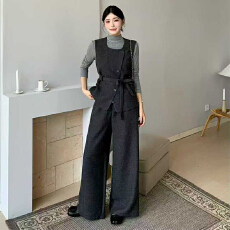 批发实体档口新款法式设计感小众高级感休闲宽松马甲+<b class='q'>打底</b>衫+长裤