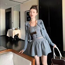 批发实体档口纯欲风小狗针织开衫外套女无袖上衣秋季<b class='q'>蓬蓬</b>裙半身<b class='q'>裙套装</b>