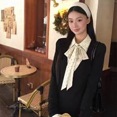 批发实体档口2025年打底衫女秋季新款长袖t恤黑色<b class='q'>修身</b>显瘦假两件上衣