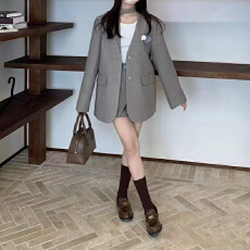 批发实体档口西装套装女新款设计感休闲外套百褶半身短裙小个子一整套