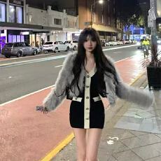 批发实体档口小香风撞色针织连衣裙女小个子纯欲收腰修身毛衣包臀短裙