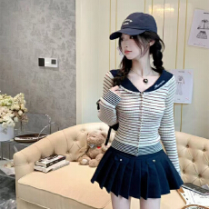 批发实体档口2025年秋冬新款甜系少女学院风娃娃领条纹显瘦针织开衫