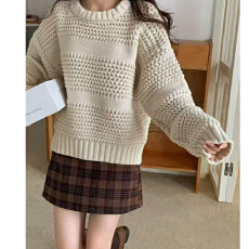 批发实体档口秋冬加厚圆领保暖套头毛衣女时尚气质减龄慵懒针织衫<b class='q'>上衣</b>