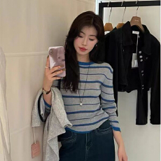 批发实力工厂撞色条纹圆领长袖针织打底衫女2025年小个子短款毛衣上衣