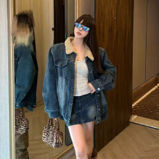 批发实体档口秋冬新款加绒羊羔毛领牛仔外套配<b class='q'>短</b>裙套装女半身裙两件套