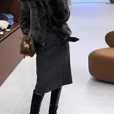 批发实体档口新款简约端庄大气高腰半身中裙直筒宽松纯色<b class='q'>气质</b>修身裙子