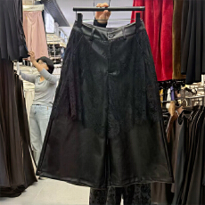 批发实体档口时髦设计感蕾丝叠穿高级宽松裤子洋气高端屁帘个性裤子女