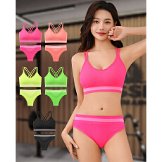 批发2025新款休闲运动时尚双肩带交叉美背<b class='q'>内衣</b>+打底<b class='q'>内裤</b>两件套装