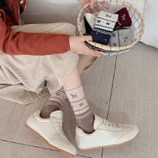 批发现货袜子女款中筒袜可爱卡通费尔岛小狗<b class='q'>长筒袜</b>秋冬日系学生袜5双