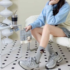 批发2025秋冬灰蓝条纹立体装饰软糯中筒袜棉日系百搭街头女堆堆袜