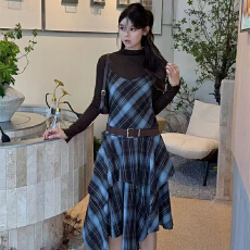 批发实体档口法式格子吊带<b class='q'>连衣裙</b>高级感不规则长裙T恤打底套装配腰带