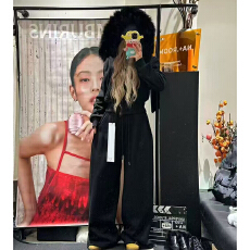 批发实体档口2025秋新款收腰显瘦短款加绒连帽卫衣+休闲阔腿裤两件套