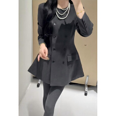 批发实体档口灰色毛领夹羽绒内胆毛呢外套女冬收腰显瘦双排扣西装裙