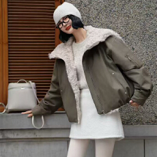 批发实体档口韩版2025冬新款美式复古毛领连帽羽绒服宽松加厚保暖外套