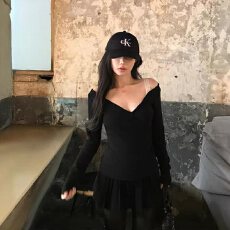 实体档口新款深V超性感辣妹长袖T恤褶皱收腰设计感显瘦穿搭上衣女