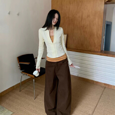 批发实体档口美式洋气条纹背心修身显瘦长袖针织衫时尚两件套套装女款