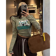 批发实体档口炸街美式卡通图案条纹设计圆领T恤修身<b class='q'>百搭</b>少女长袖上衣