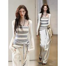 批发实体档口优雅款抹胸<b class='q'>条纹</b>背心搭配韩系气质叠穿针织开衫两件套<b class='q'>套装</b>