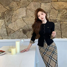 批发实体档口洋气高端大气名媛风开衫针织<b class='q'>T</b><b class='q'>恤</b>修身气质时尚长袖上衣女