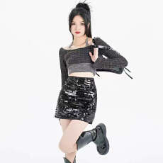 批发实体档口炸街超火亮闪闪设计感个性半身短裙辣妹风性感包臀<b class='q'>裙子</b>女