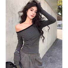 批发实体档口辣妹斜肩撞色条纹<b class='q'>长袖</b><b class='q'>T</b><b class='q'>恤</b>女修身打底衫复古显瘦短款上衣