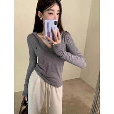 批发实体档口半开领刺绣连帽<b class='q'>长袖</b><b class='q'>t</b><b class='q'>恤</b>女季新款修身显瘦内搭打底衫上衣