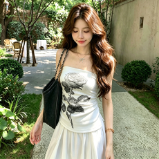 批发实力工厂绝美漂亮玫瑰印花抹胸上衣外穿<b class='q'>夏季</b>装辣妹修身黑色背心