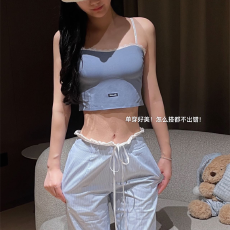 批发实力工厂带<b class='q'>胸</b>垫一体杯吊带内衣打底上衣美背<b class='q'>蕾丝</b>花边无痕短款<b class='q'>裹</b><b class='q'>胸</b>