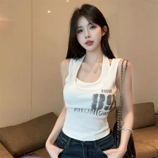 批发实力工厂甜酷辣妹字母印花吊带<b class='q'>背心女</b>夏季假两件u领露肩修身上衣