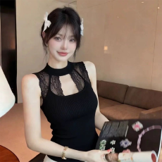实力工厂氛围感大码蕾丝拼接挂脖背心女胖mm纯欲显瘦百搭吊带上衣