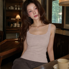 批发实力工厂辣妹风修身<b class='q'>工字</b><b class='q'>背心女</b>方领遮副乳外穿修身显瘦带胸垫上衣