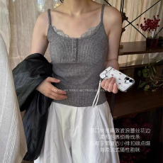 批发实力工厂蕾丝花边纽扣针织罗纹吊带背心带胸垫修身显瘦打底上衣