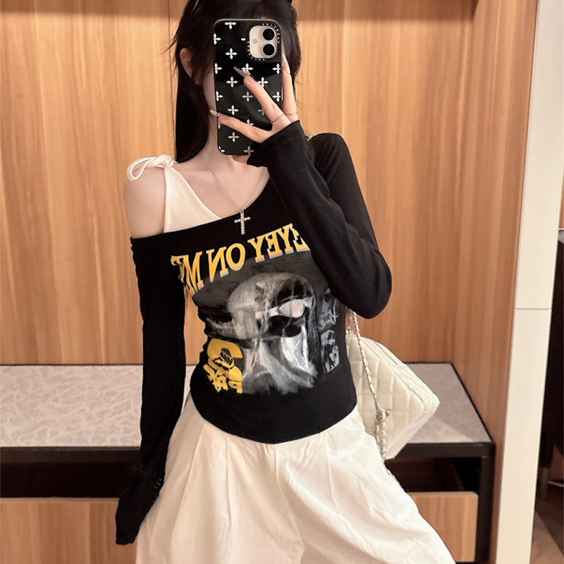 BY356138# 美式辣妹斜领露肩系带假两件长袖t恤女春秋印花修身上衣 服裝批發女裝批發服飾貨源