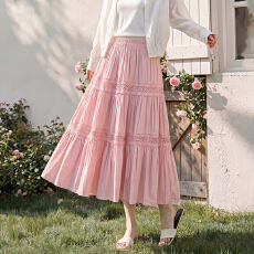 批发实拍法式小众设计感简约百搭镂空蕾丝半身裙女纯色复古勾花A字裙