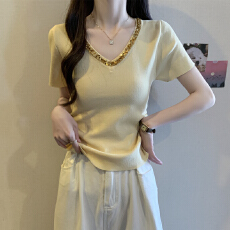 批发实拍 胖mm夏装大码<b class='q'>女装</b>烫钻设计感V领短袖T恤显瘦修身正肩上衣潮