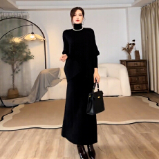 2025新款韩系慵懒风黑色高领针织连衣裙子女秋冬季高级感套装长裙