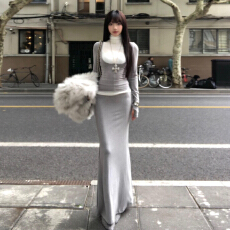 批发灰色假两件拼接长袖<b class='q'>连衣裙</b>子女秋冬季2025新款<b class='q'>高腰</b>修身半身裙套装